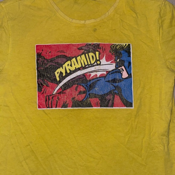 Black Pyramid Yellow T-shirt - Picture 3 of 8
